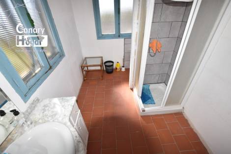 Semi-detached house for sale in  Adeje, Spain - 054281