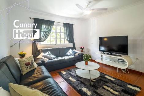 Semi-detached house for sale in  Adeje, Spain - 055551