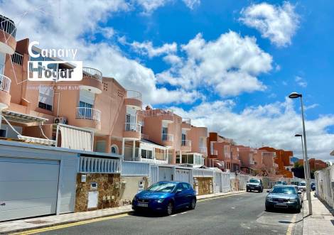 Semi-detached house for sale in  Adeje, Spain - 056821