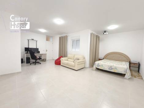 Semi-detached house for sale in  Adeje, Spain - 056821