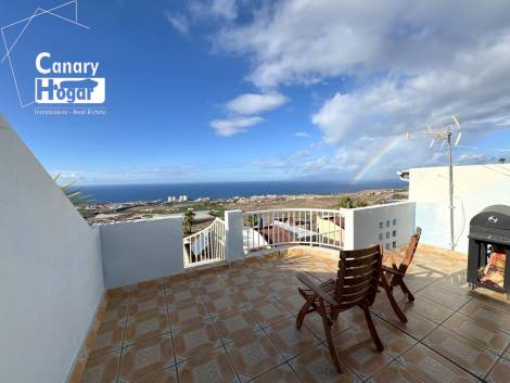 Semi-detached house for sale in  Adeje, Spain - 056821