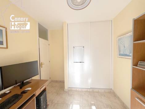 Semi-detached house for sale in  Adeje, Spain - 056821