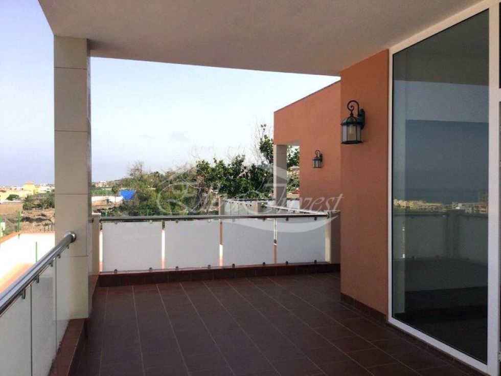 Semi-detached house for sale in  Adeje, Spain - 1175