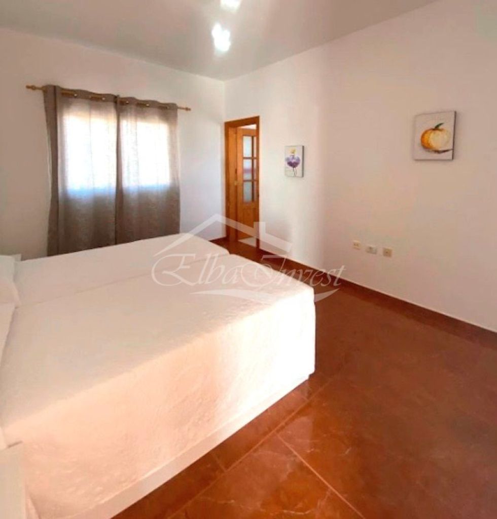 Semi-detached house for sale in  Adeje, Spain - 1175