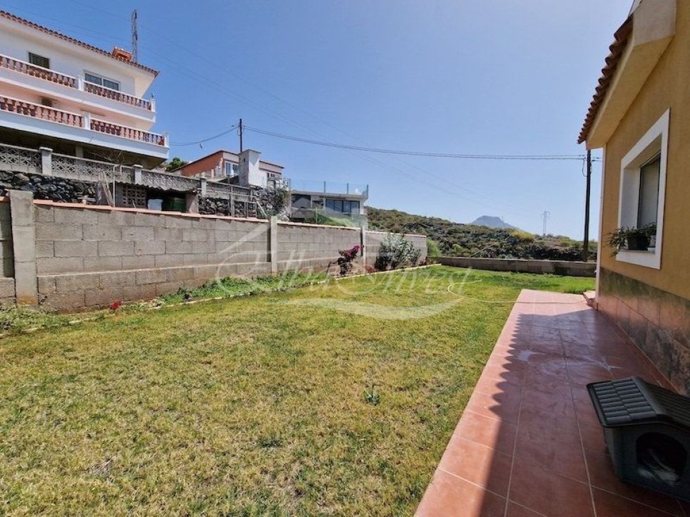 Semi-detached house for sale in  Adeje, Spain - 3993