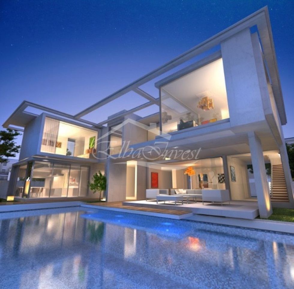 Semi-detached house for sale in  Adeje, Spain - 4383