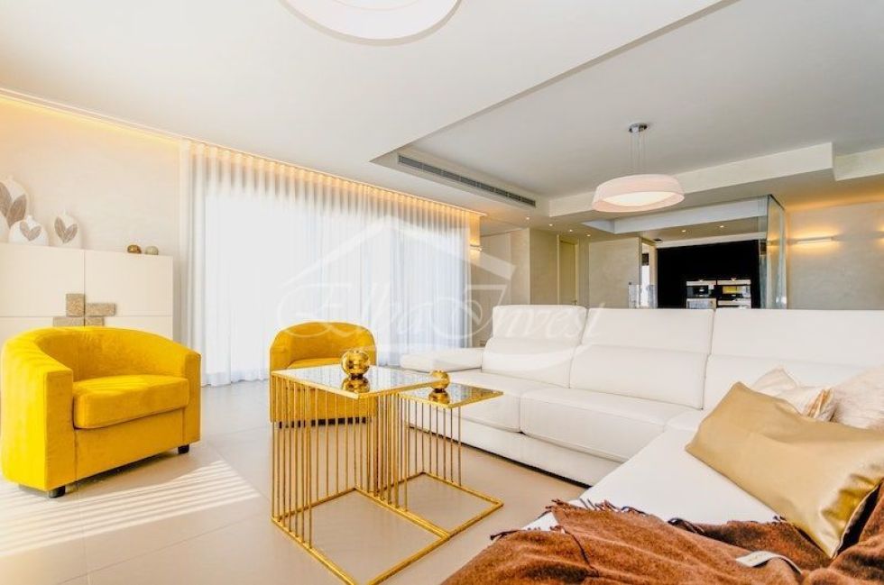 Semi-detached house for sale in  Adeje, Spain - 4383