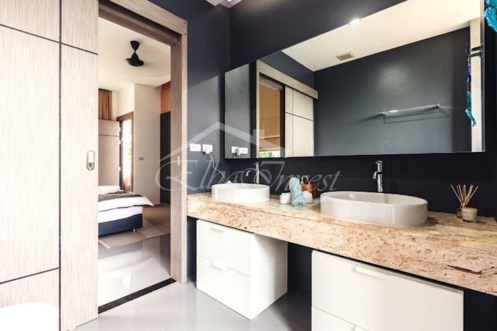 Semi-detached house for sale in  Adeje, Spain - 4383
