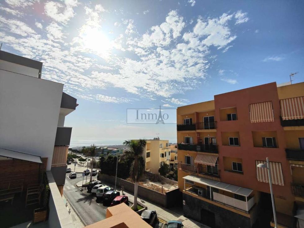 Semi-detached house for sale in  Adeje, Spain - 443394