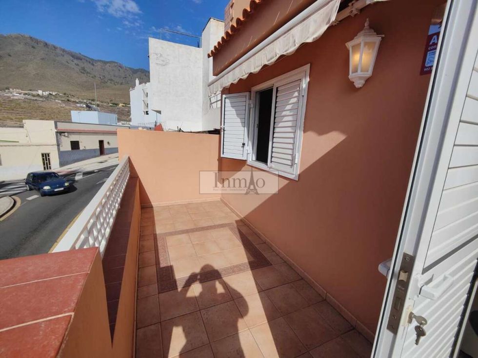 Semi-detached house for sale in  Adeje, Spain - 443394