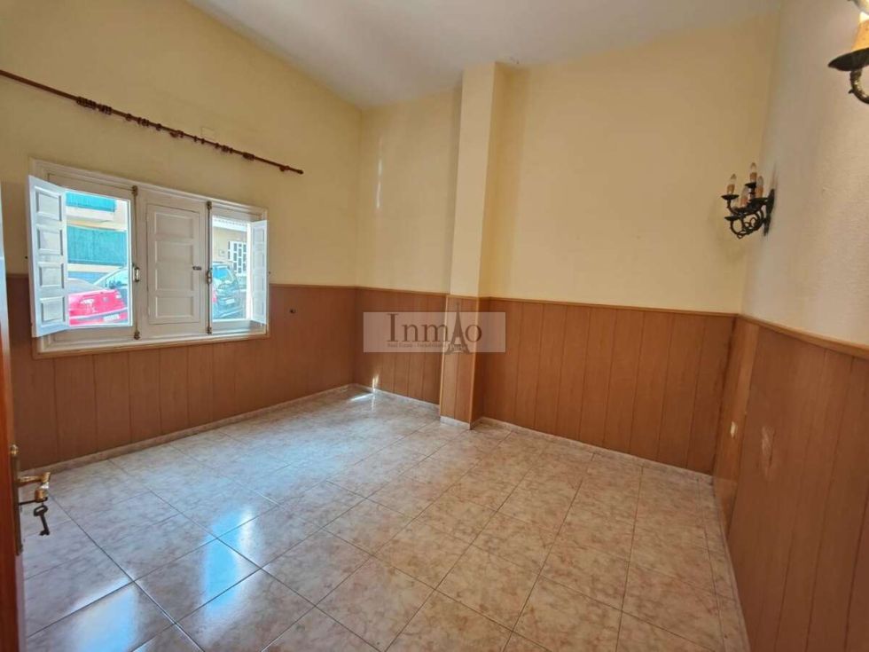 Semi-detached house for sale in  Adeje, Spain - 443394