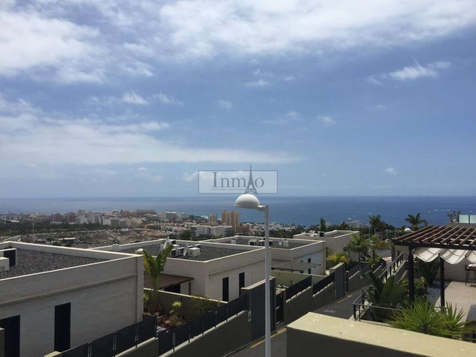 Semi-detached house for sale in  Adeje, Spain - 459062