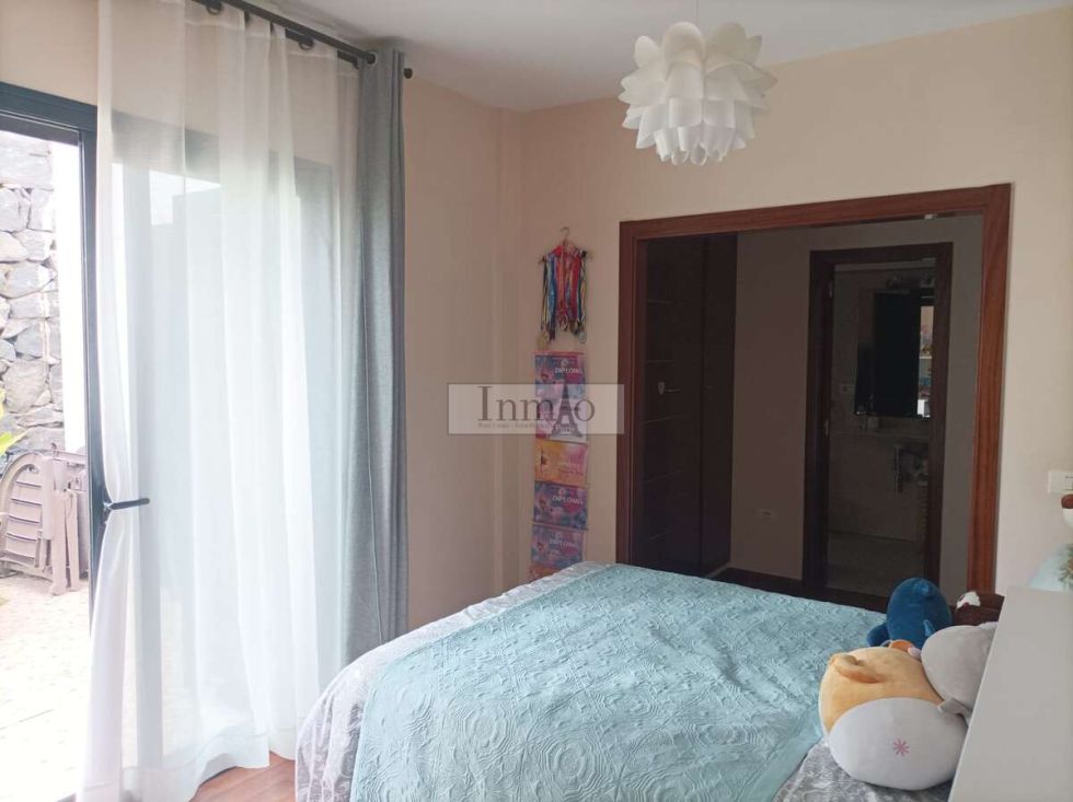 Semi-detached house for sale in  Adeje, Spain - 459062