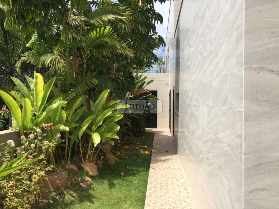 Semi-detached house for sale in  Adeje, Spain - 459062