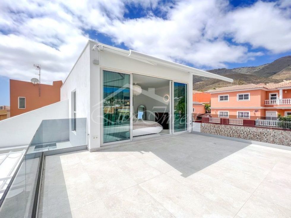 Semi-detached house for sale in  Adeje, Spain - 5302