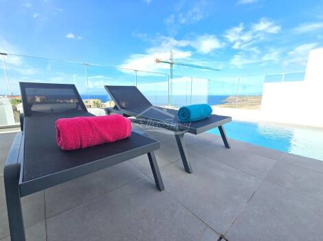 Semi-detached house for sale in  Adeje, Spain - 6020