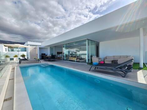 Semi-detached house for sale in  Adeje, Spain - 6020