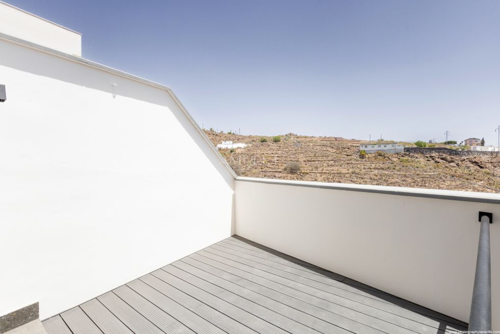 Semi-detached house for sale in  Adeje, Spain - P2163