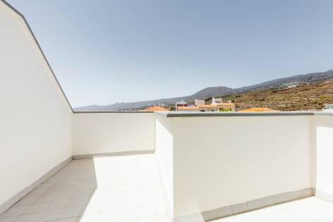 Semi-detached house for sale in  Adeje, Spain - P2163