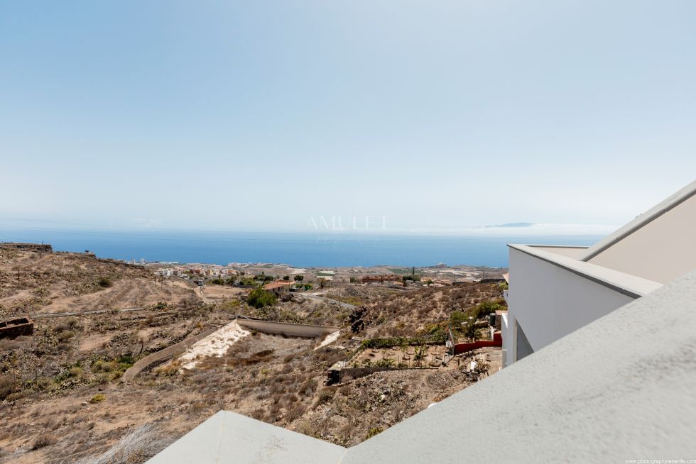 Semi-detached house for sale in  Adeje, Spain - P2163