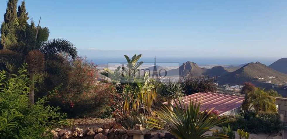 Semi-detached house for sale in  Arona, Spain - 415459