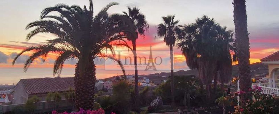 Semi-detached house for sale in  Arona, Spain - 415459