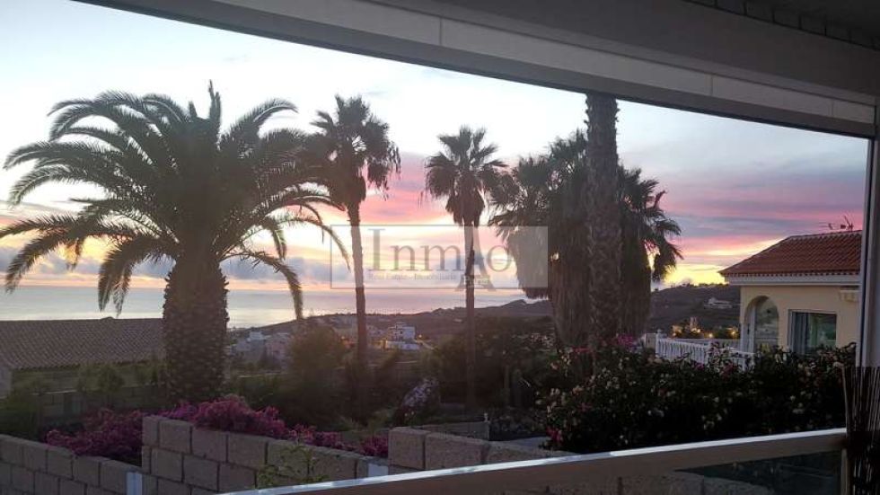 Semi-detached house for sale in  Arona, Spain - 415459