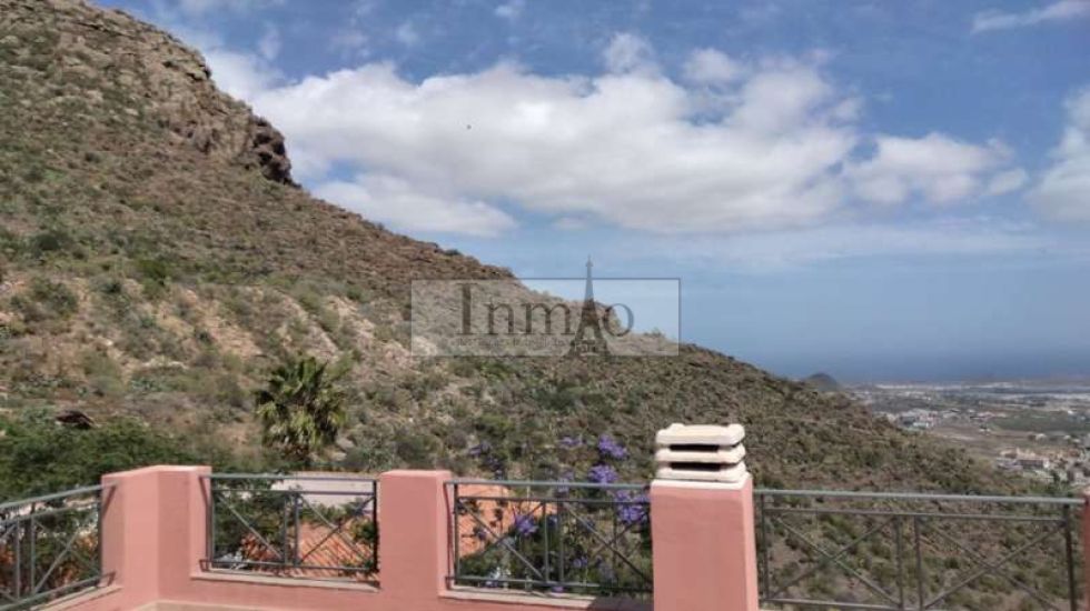 Semi-detached house for sale in  Arona, Spain - 415459