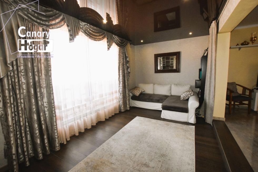 Semi-detached house for sale in  Callao Salvaje, Spain - 056931