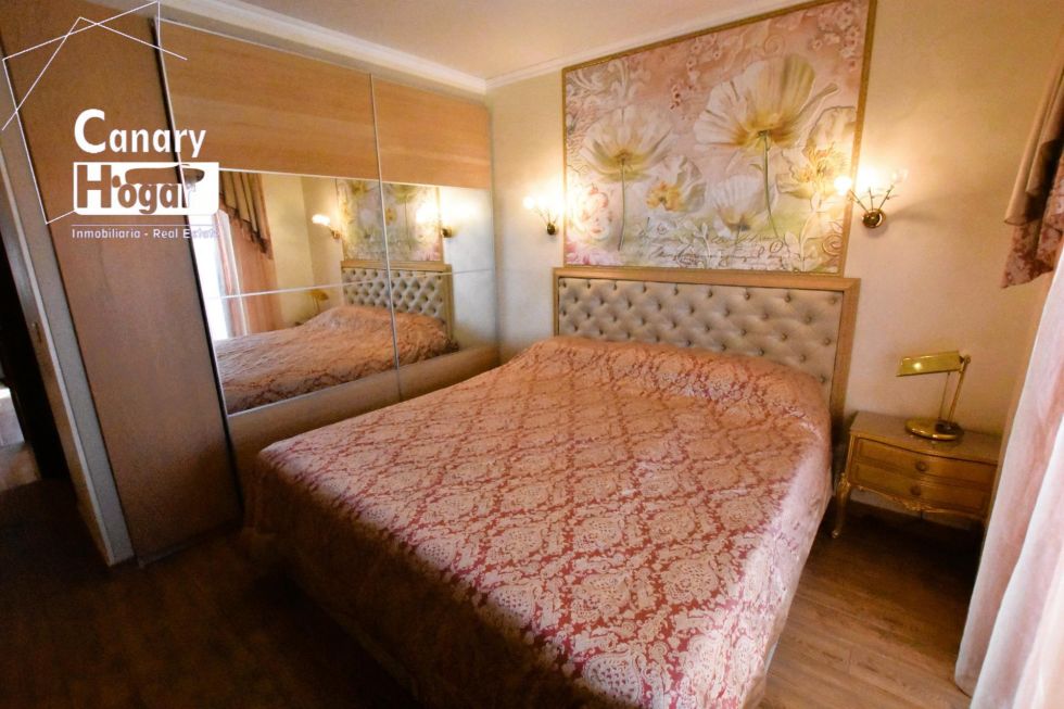Semi-detached house for sale in  Callao Salvaje, Spain - 056931