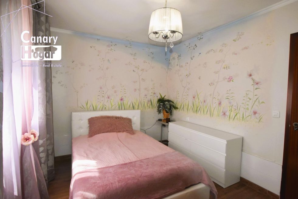 Semi-detached house for sale in  Callao Salvaje, Spain - 056931