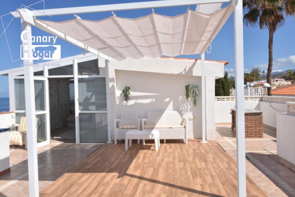 Semi-detached house for sale in  Callao Salvaje, Spain - 056931