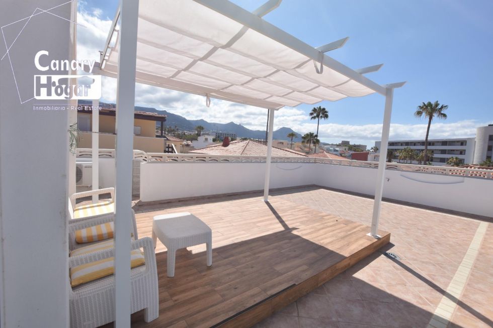 Semi-detached house for sale in  Callao Salvaje, Spain - 056931
