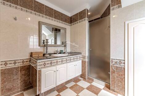 Semi-detached house for sale in  Callao Salvaje, Spain - 6016