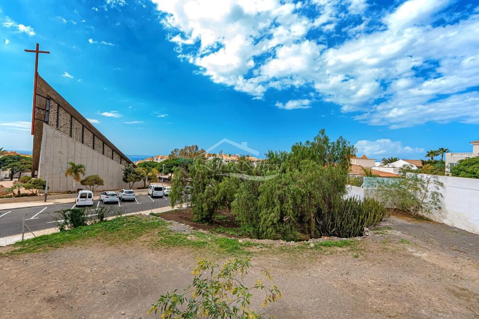 Semi-detached house for sale in  Callao Salvaje, Spain - 6016