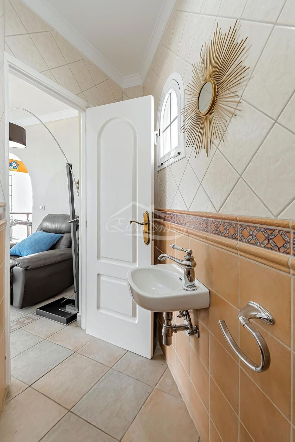 Semi-detached house for sale in  Callao Salvaje, Spain - 6016