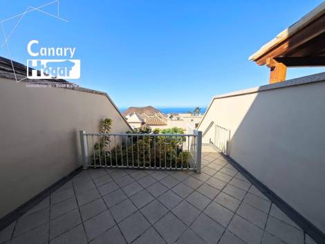 Semi-detached house for sale in  Chayofa, Spain - 057151