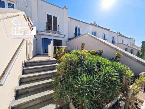 Semi-detached house for sale in  Chayofa, Spain - 057151