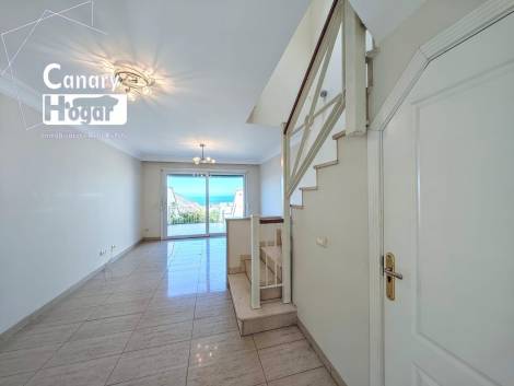 Semi-detached house for sale in  Chayofa, Spain - 057151