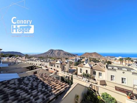 Semi-detached house for sale in  Chayofa, Spain - 057151