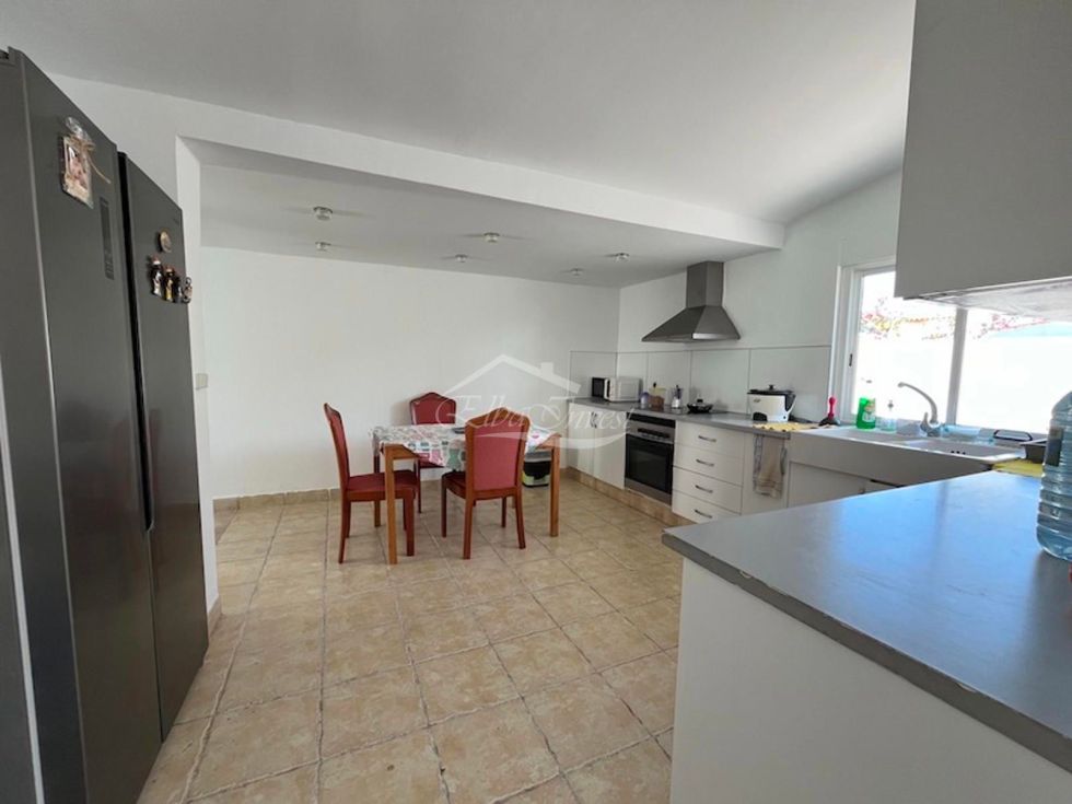 Semi-detached house for sale in  Chayofa, Spain - 5640