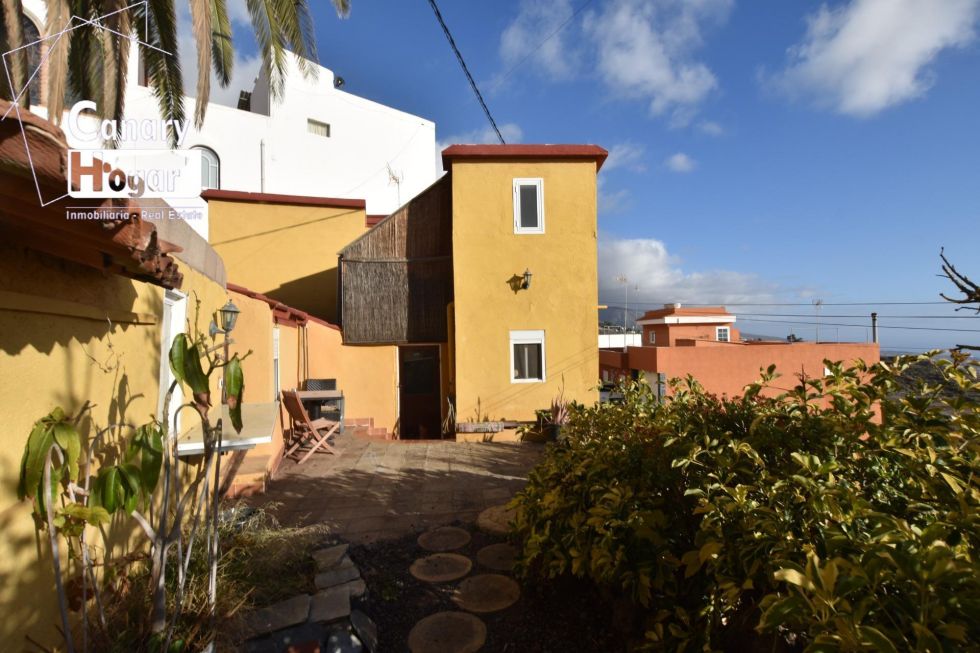 Semi-detached house for sale in  Chío, Spain - 056491