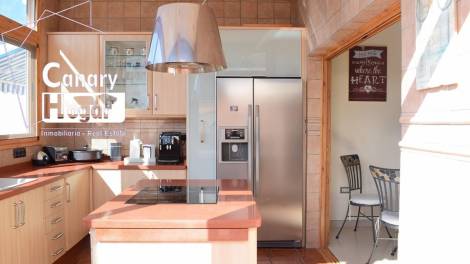 Semi-detached house for sale in  Sun Villas, Costa Adeje, Spain - 055321