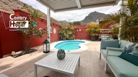 Semi-detached house for sale in  Costa Adeje, Spain - 057571