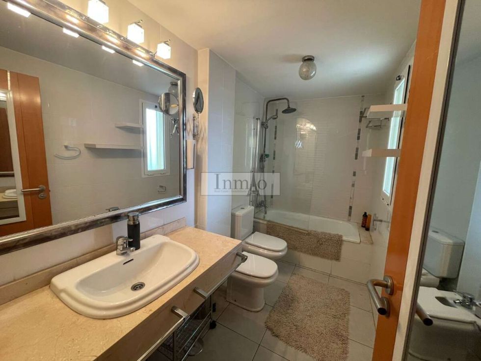 Semi-detached house for sale in  Costa Adeje, Spain - 385566
