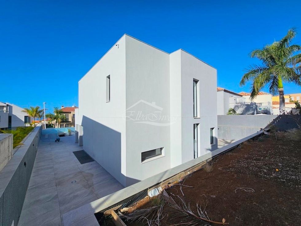 Semi-detached house for sale in  Costa Adeje, Spain - 5717