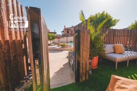 Semi-detached house for sale in  Golf del Sur, Spain - 053601