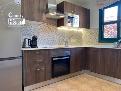 Semi-detached house for sale in  Golf del Sur, Spain - 057371