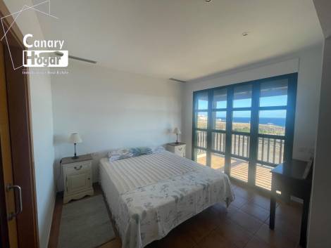 Semi-detached house for sale in  Golf del Sur, Spain - 057731