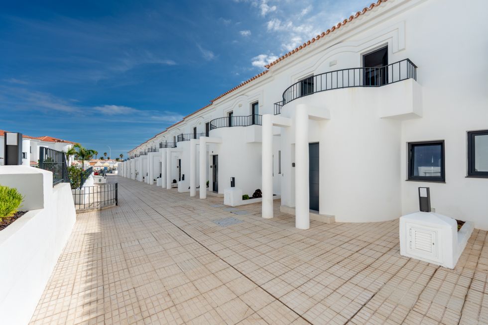 Semi-detached house for sale in  San Miguel de Abona, Spain - TR-2984